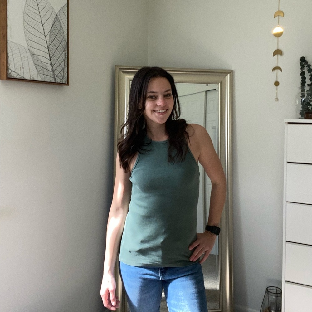 Washed green muscle tank